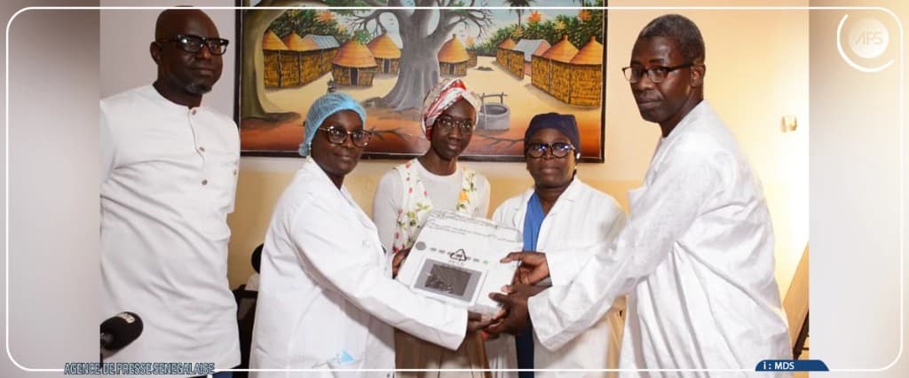 Un cardiotocographe offert à l'hôpital régional Amadou Sakhir Mbaye de Louga
